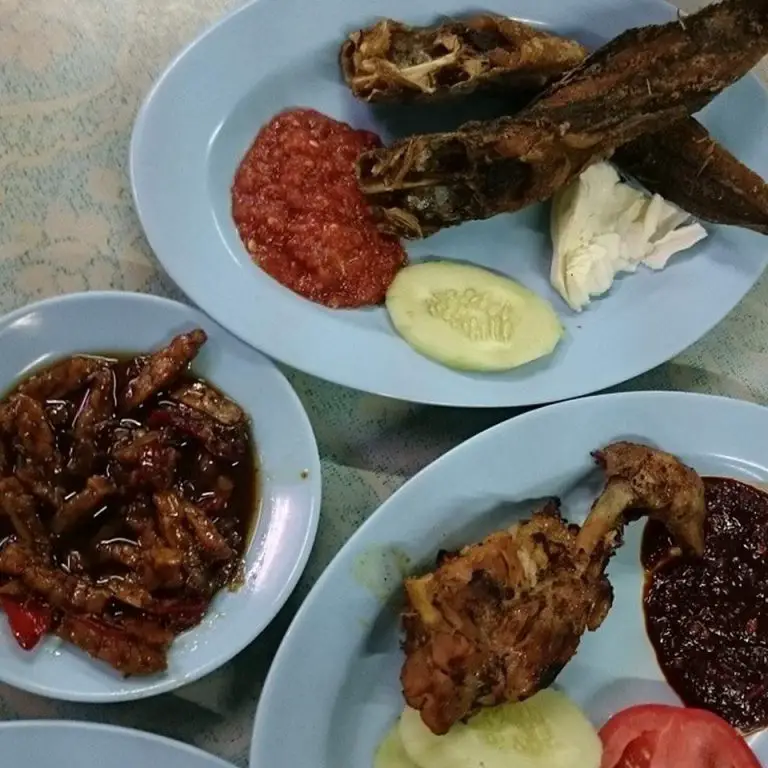 11 Tempat Makan Best Di Shah Alam Pilihan Pembaca - Saji.my