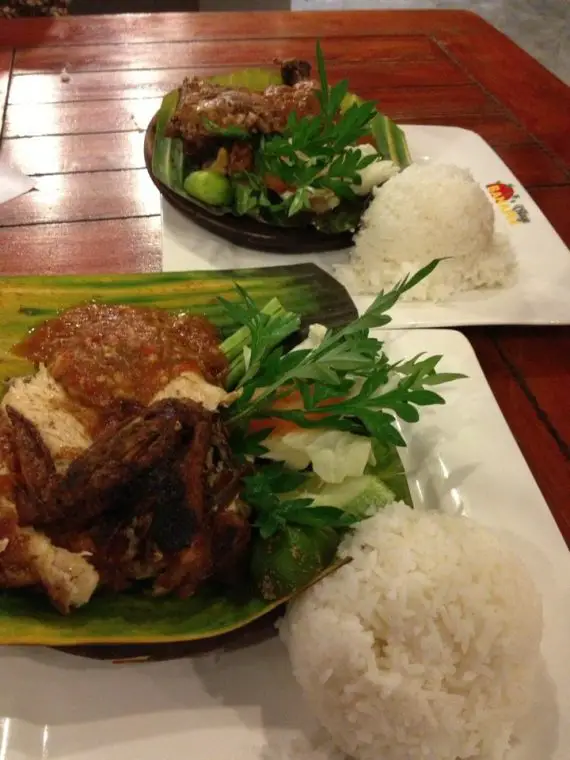 Nasi Ayam Penyet @ Banafee Village