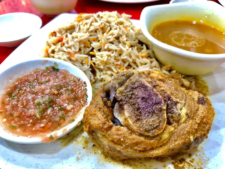 20 Tempat Makan Best Di Damansara Saji My