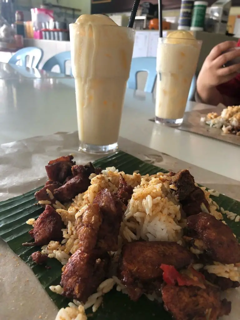 tempat makan best di puchong