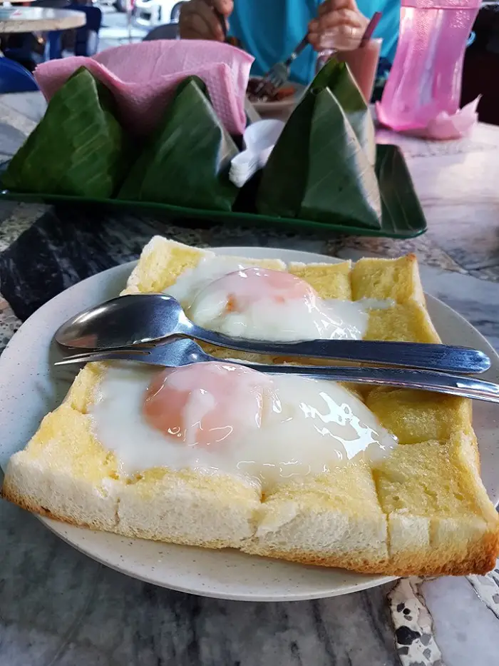 Roti Telur Goyang