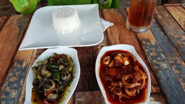 Bunga Lawang Cafe Bangi, Port Makan Terbaik - Saji.my