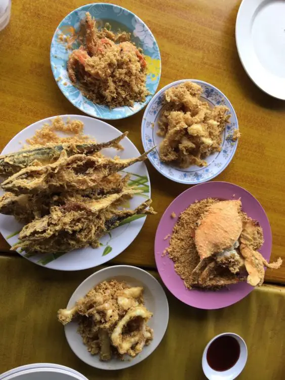 Lauk Goreng Tepung @ Firdausy Seafood Corner