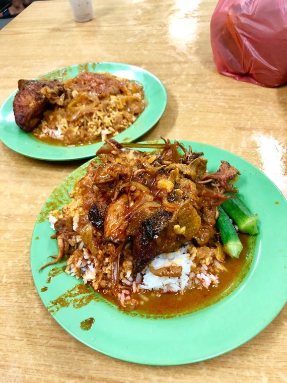Nasi Kandar Kampung Melayu Sedap Wajib Pekena Saji My