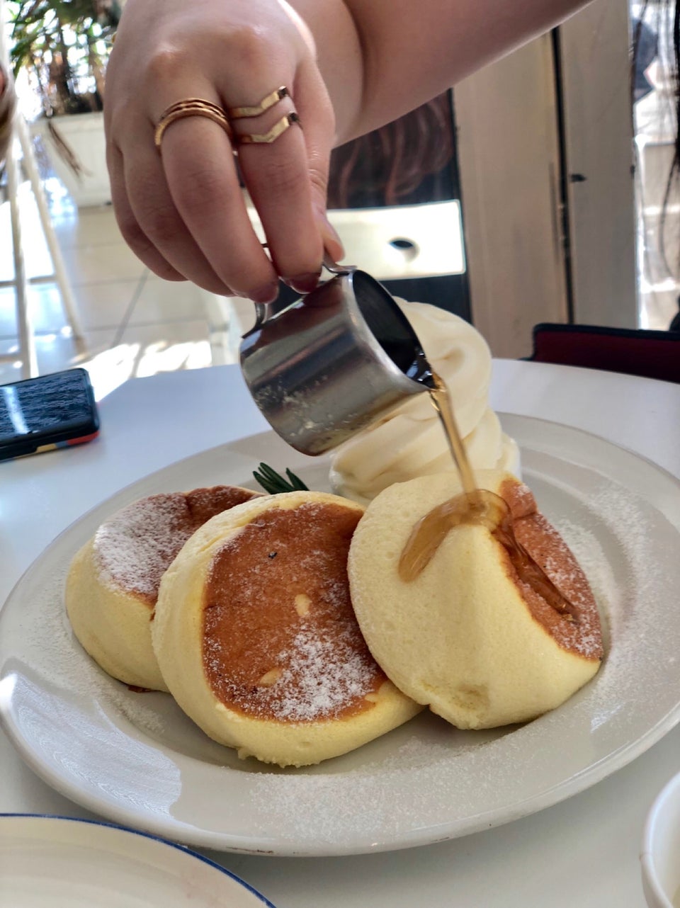Souffle Pancake Segebu Kapas Di Neighbour S Coffee Bar Saji My