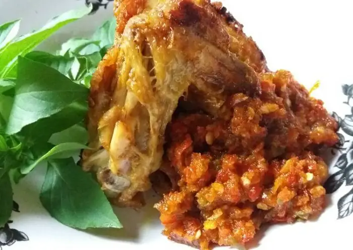 Ayam Penyet Surabaya