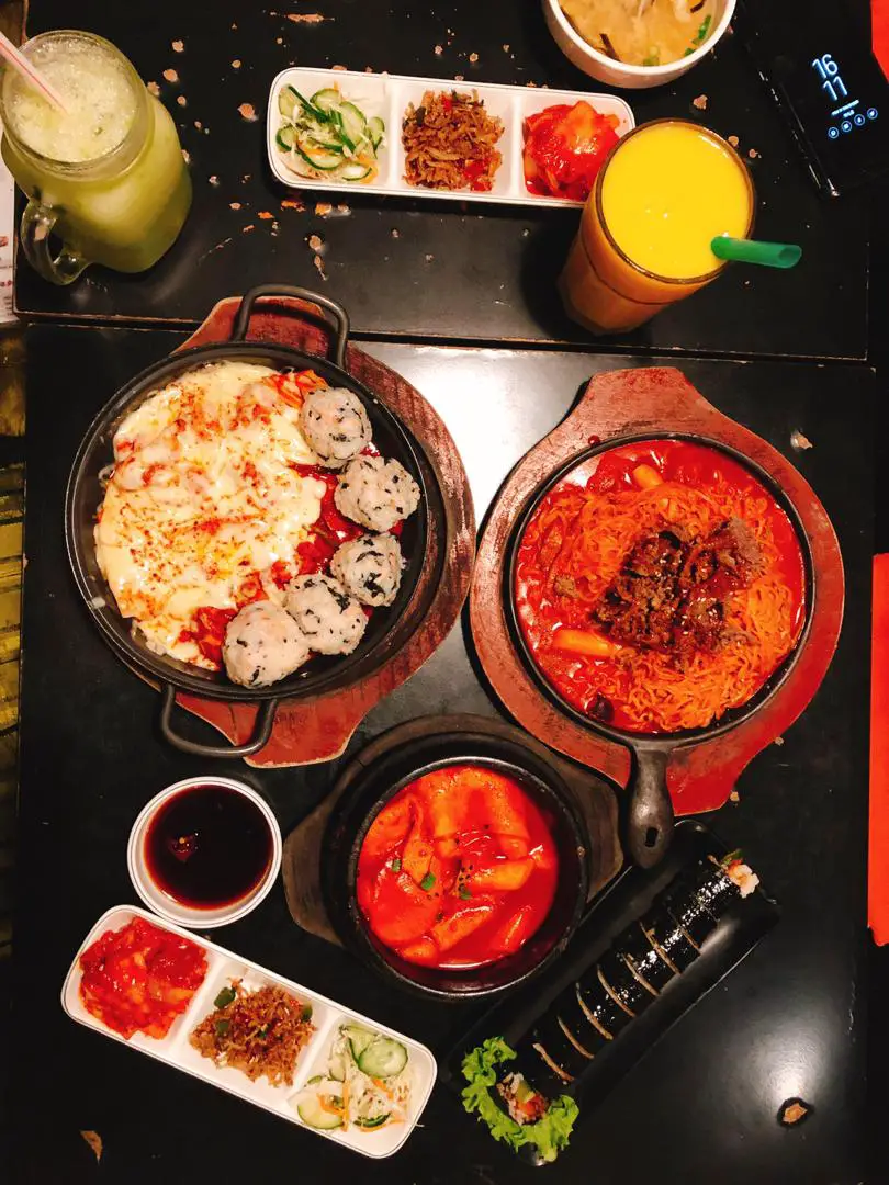 restoran makanan halal korea