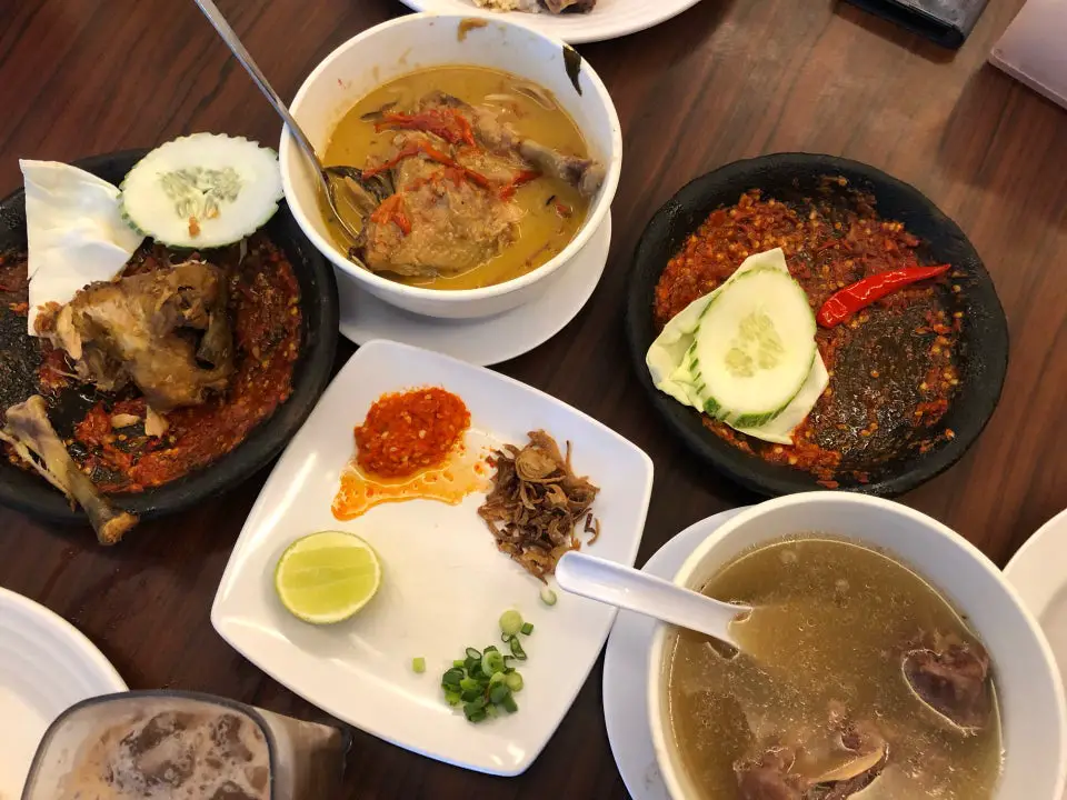 restoran makanan indonesia