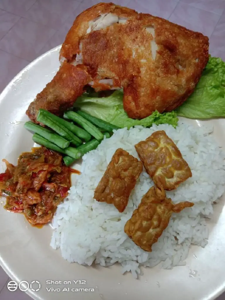 Resepi Nasi Ayam Penyet (Resepi Warisan Nusantara)  Saji.my