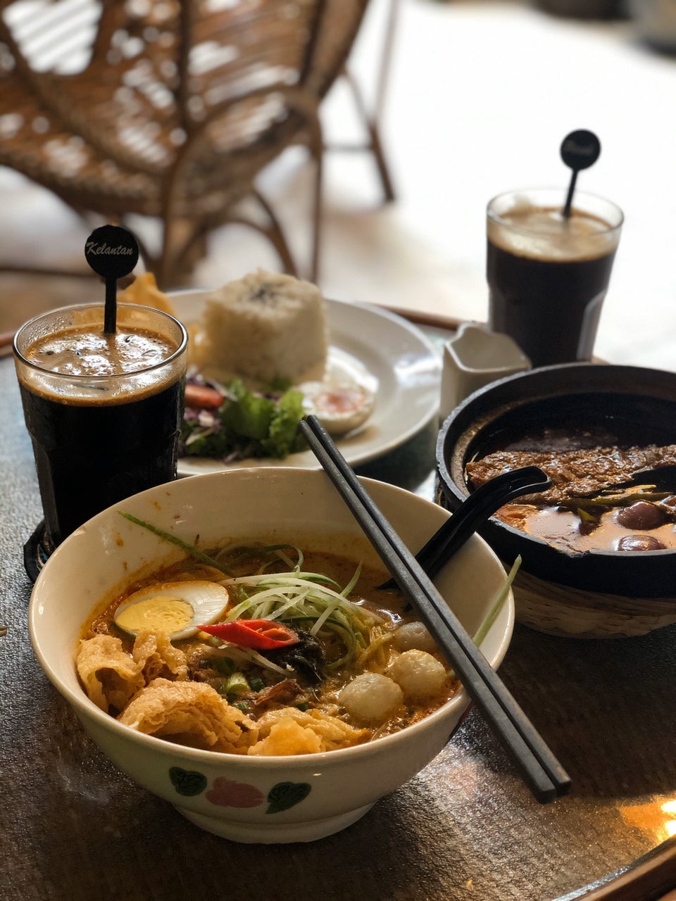 10 Tempat Makan Malam di Melaka Yang Enak-Enak Belaka ...
