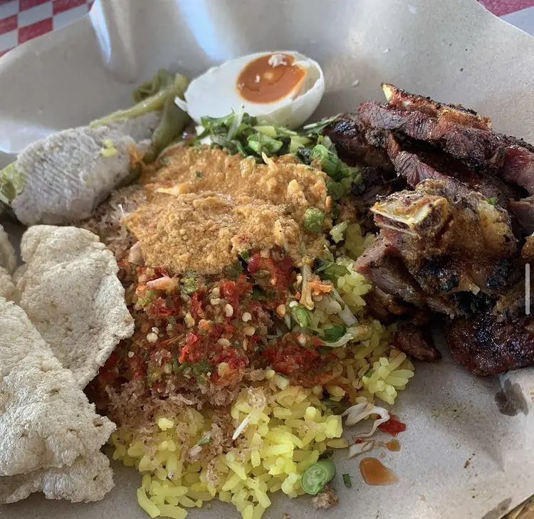 10 Kedai Nasi Kerabu di Kelantan Patut Cuba - Saji.my